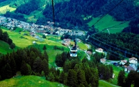 В Баварии 20 туристов ночевали в фуникулере