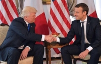 Макрон и Трамп договорились дать совместный ответ в случае химической атаки в Сирии