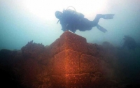На дне турецкого озера нашли древний замок (видео)