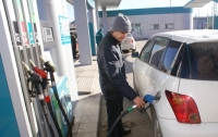 За выходные в Украине упали цены на бензин