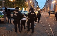 В Германии произошла массовая драка с участием футбольных фанатов, пострадали 15 полицейских