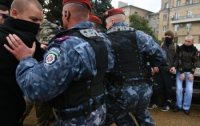 В Киевской области «Беркут» избил кандидата от «Поры»