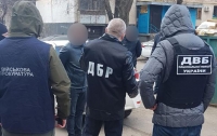 В Харькове при получении крупной взятки задержали оперуполномоченных