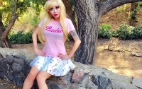 Из гота в Барби: американка потратила состояние на изменение внешности