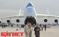 «Авиасвит-XXI»: Как люди на самолеты смотрели (ФОТО)