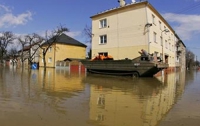 В Украине подтоплены более 500 жилых домов…