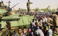 Армия Судана захватила штабы Сил быстрого реагирования