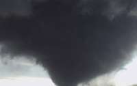 У Канаді промчав жахливий торнадо (відео)