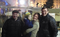 Ходорковский прилетел в Киев и побывал на Майдане