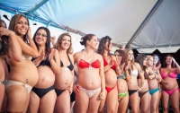 В Америке выбирали самую красивую Мисс бикини среди беременных (ФОТО, ВИДЕО)