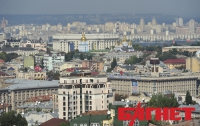 Киевлян пытаются вывести на уборку города