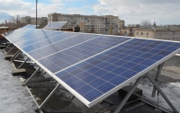 Житель Житомира установил солнечную электростанцию на крыше многоэтажки