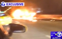 Виновник ДТП в Нью-Йорке оставил пассажирку гореть в машине (видео)
