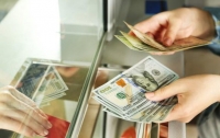 Впервые за три года украинцы купили больше валюты, чем продали