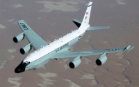 Самолет США провел разведку у российской базы в Сирии