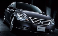 Компания Nissan выпустила в продажу новый седан (ФОТО)