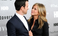 СМИ узнали причины расставания Дженнифер Энистон с мужем