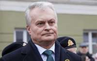 НАТО необхідно зміцнити східний фланг, якщо Білорусь стане притулком для Пригожина, – президент Литви