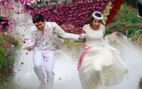 Нынче в моде свадьбы в стиле Индианы Джонс (ФОТО)