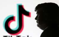 Вопрос о продаже TikTok обсуждается с четырьмя разными группами, – Трамп