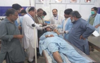 В Пакистане в день выборов от взрыва погибли 25 человек