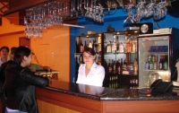 В Украине в барах запретят обслуживать сильно пьяных  