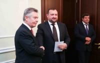 Арбузов обсудил с Карелом де Гухтом вопросы подготовки к Вильнюсскому саммиту