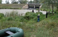 Под Киевом в реке нашли тело мужчины