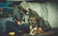 Во Львове решили отмыть всех бездомных