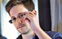 Сноуден добивается встречи с правозащитниками (ВИДЕО) 