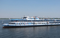 В Украине дети совершают водные прогулки на теплоходе более старом, чем «Булгария» 