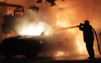В Киеве за ночь сгорели две дорогие машины