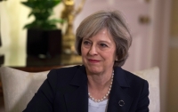 Премьер Великобритании потеряла в поезде секретные документы