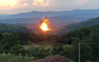 Мощный взрыв на военном заводе прогремел в Сербии