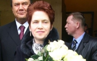 Жена Януковича стала патроном знаменитого балетного конкурса