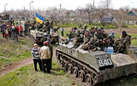 Киев стягивает в район Донецка и Луганска значительные силы