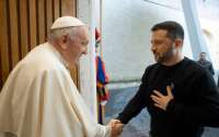 Зеленский обсудил с Папой римским 