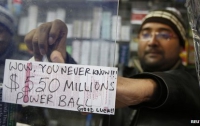 В США рекордный джек-пот лотереи поделили два счастливчика