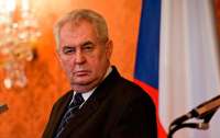 Президент Чехии Земан проиграл парламентские выборы и угодил в больницу