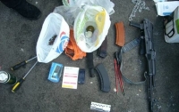 В Киеве полицейские задержали авто с целым арсеналом оружия