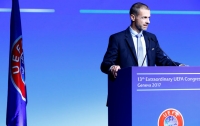 Глава УЕФА выступил против введения видеоповторов на ЧМ-2018