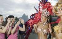 Карнавал в Рио-де-Жанейро перенесли
