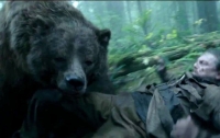 Медведица, напавшая на Ди Каприо, оказалась каскадером 