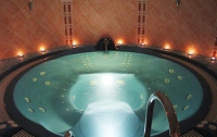 Свет в Киеве отключают из-за джакузи и саун состоятельных киевлян 