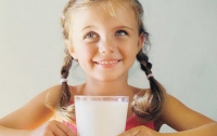 За день ребенок должен выпивать пол литра молочных продуктов