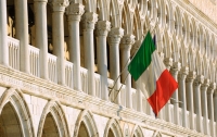 На выборах в сенат Италии лидируют правоцентристы
