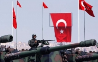 Турция стягивает военную технику на границу с Сирией