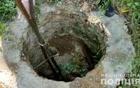 Ударила топором по голове и бросила в колодец: на Одесщине женщину подозревают в убийстве