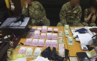 В Харьковской области на взятке разоблачили и задержали сотрудника районного военкомата