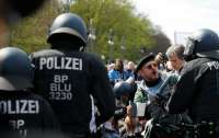 Германию захлестнула волна протестов